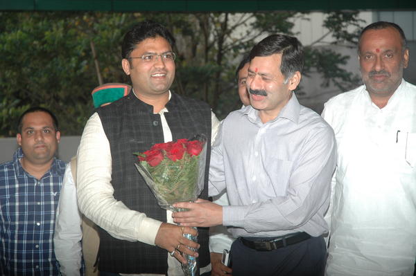 Chief Guest-1